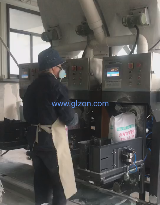 1563589269975596.png 液體灌裝機,稱重灌裝機,定量灌裝機