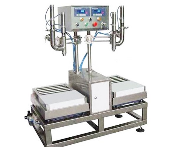 全自動(dòng)灌裝機(jī)|干粉砂漿包裝機(jī)|自動(dòng)灌裝機(jī)|噸袋包裝機(jī)|防爆灌裝機(jī)|涂料灌裝機(jī)|潤(rùn)滑油灌裝機(jī)|液體灌裝秤|油漆灌裝機(jī)