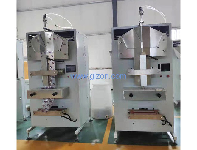 1585467930907755.jpg 液體灌裝機,稱重灌裝機,定量灌裝機