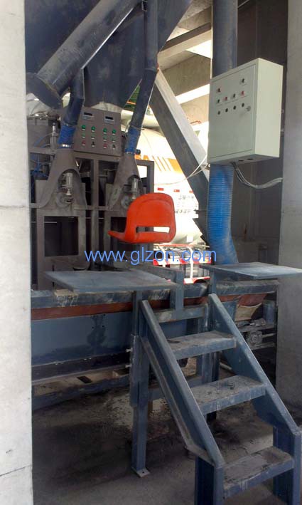 干粉砂漿包裝機(jī),噸袋包裝機(jī),液體灌裝機(jī),灌裝設(shè)備廠家 干粉砂漿包裝機(jī),噸袋包裝機(jī),液體灌裝機(jī),灌裝設(shè)備廠家