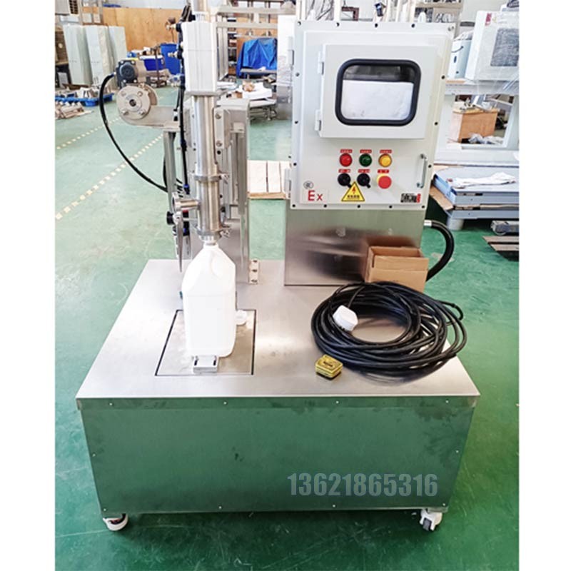 液體灌裝機(jī),稱重灌裝機(jī),定量灌裝機(jī) 液體灌裝機(jī),稱重灌裝機(jī),定量灌裝機(jī)