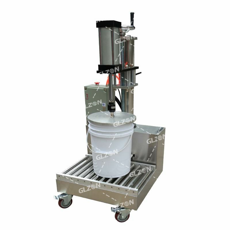 液體灌裝機,稱重灌裝機,定量灌裝機 液體灌裝機,稱重灌裝機,定量灌裝機