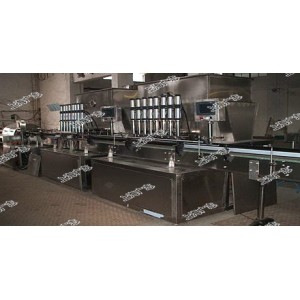 果醬全自動(dòng)灌裝機(jī)